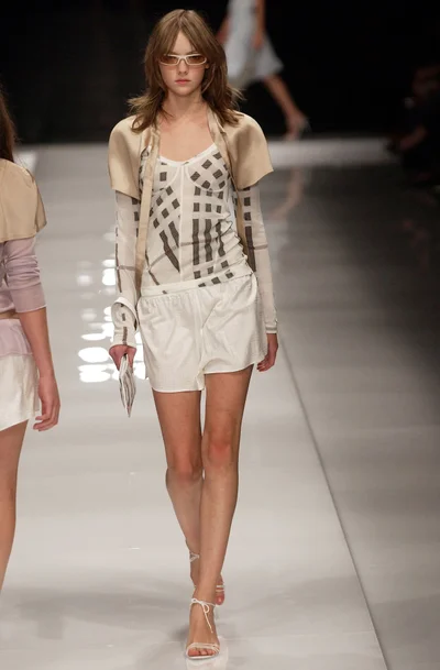 Look 32
